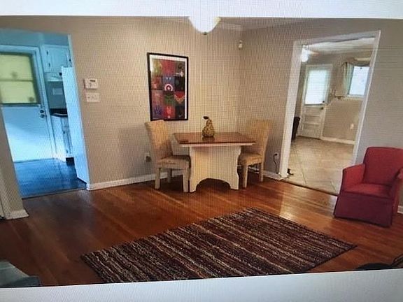 5th image of 6010 Carlisle Ct