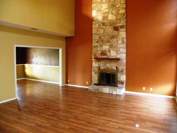 2nd image of 311 Dunlin Dr