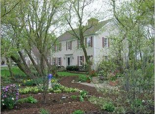 21155 Amberley Dr, Kildeer, IL 60047