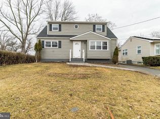 42 Rosedale Ave, Ewing, NJ 08638