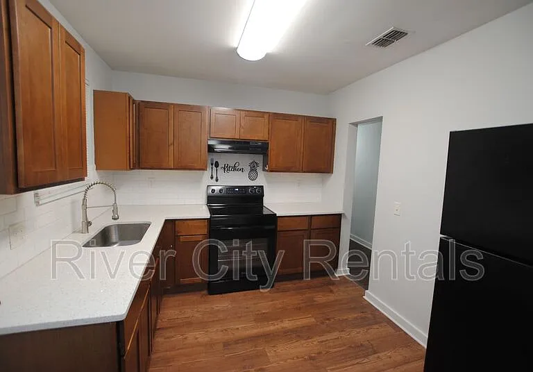 6507 Harlow Blvd — Photo 5