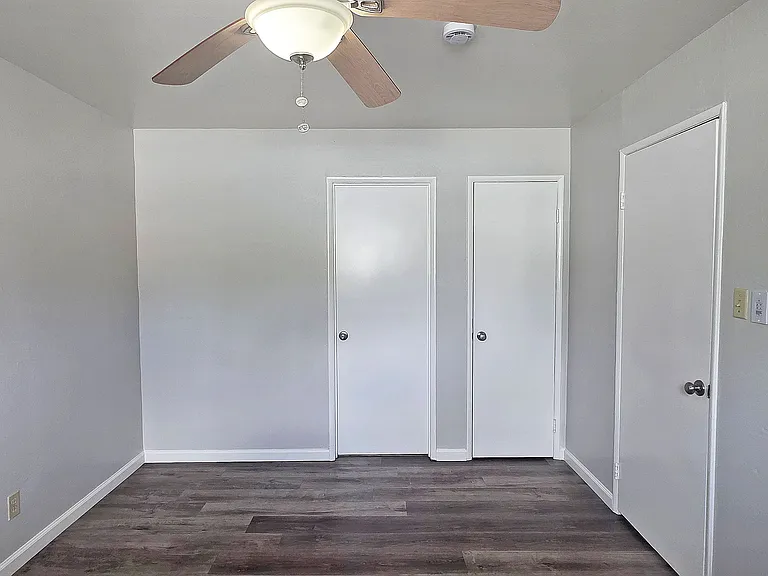 3250 Wright St — Photo 13