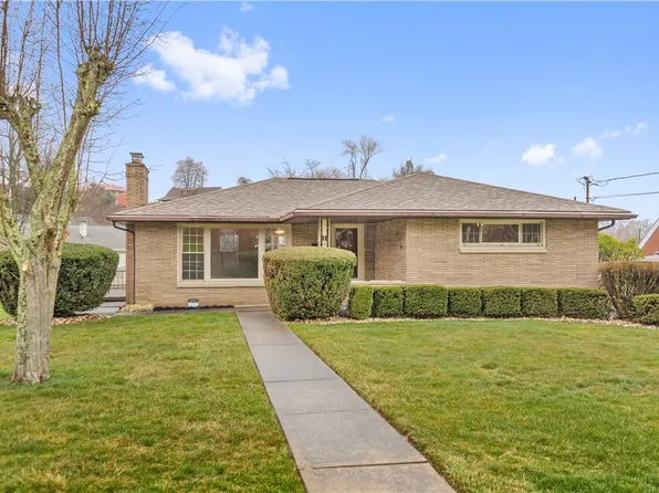 633 Birch St, Jeannette, PA 15644
