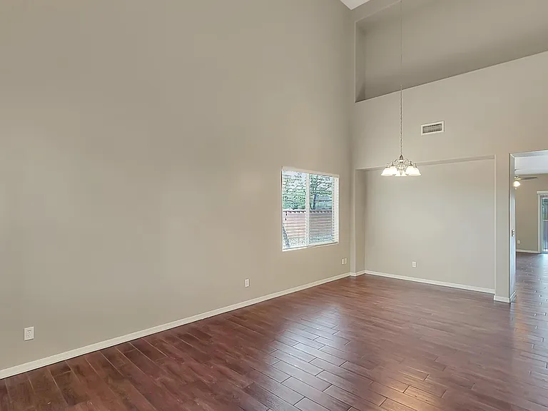 9037 W Plum Rd — Photo 4