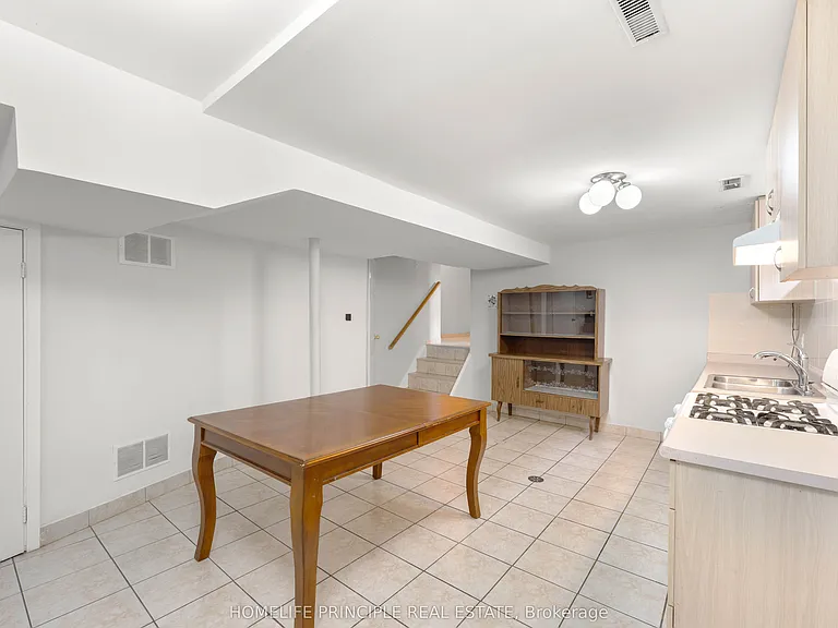 69 Wintergreen Rd #BASEMENT — Photo 10