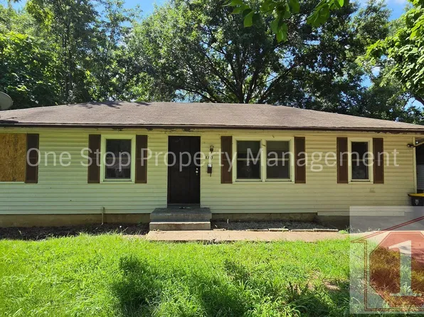 8713 E 111th St, Kansas City, MO 64134