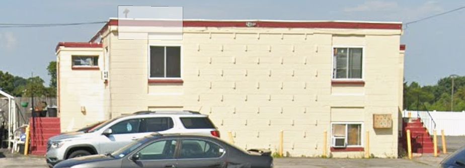 Building with 8 apartments