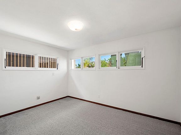 5th image of 1343 Thomas Ave