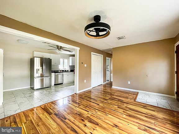 3rd image of 519 Wharton Park Blvd
