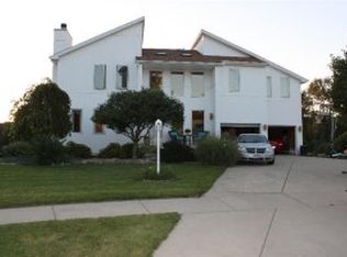 532 Canterbury Ct, Griffith, IN