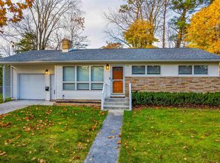 634 W 12th St, Traverse City, MI 49684