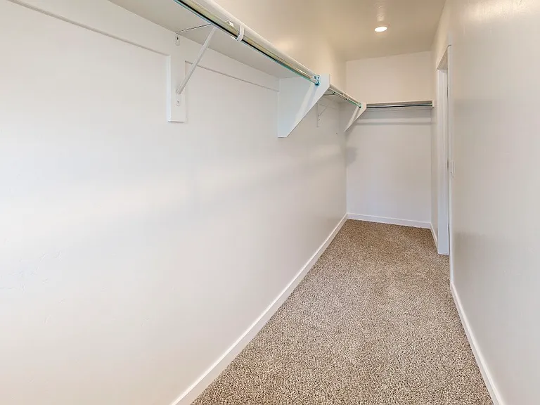659 N 1850 E — Photo 9