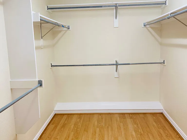411 Mainsail Dr — Photo 25
