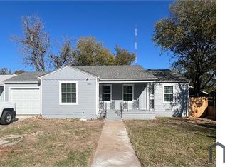 3705 Ellsmere Ct, Fort Worth, TX 76103