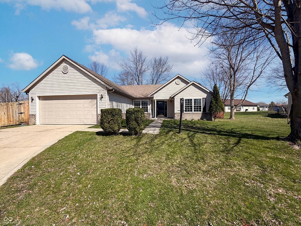 1st image of 227 Park Place Ct