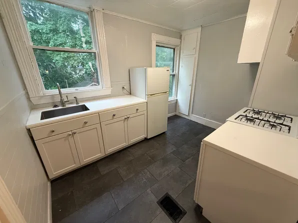 108 Rutgers St APT 5, Rochester, NY 14607