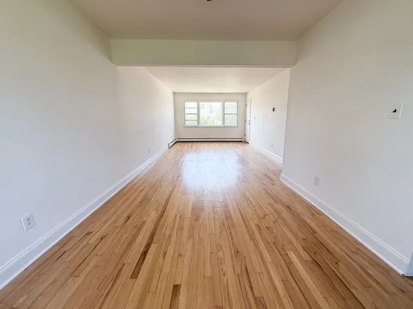 15 General Karge Ct Floor 1, Elizabeth, NJ 07202