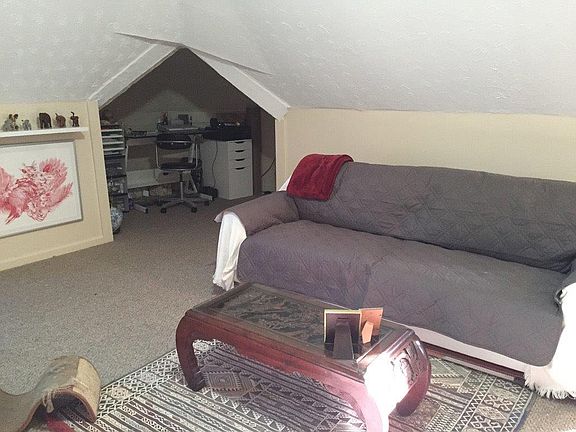 2nd image of 270 Belleville Ave Floor 3