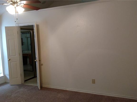 5th image of 1425 Beverly Dr