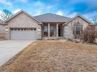 9216 Wooded Acres Cir, Sherwood, AR 72120