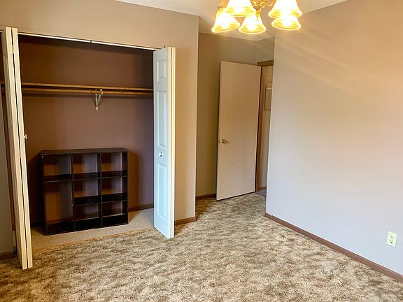 5th image of 1413 Caledonia St #1413