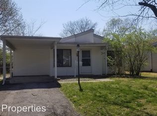 3362 Mowing Green Dr, Florissant, MO 63031