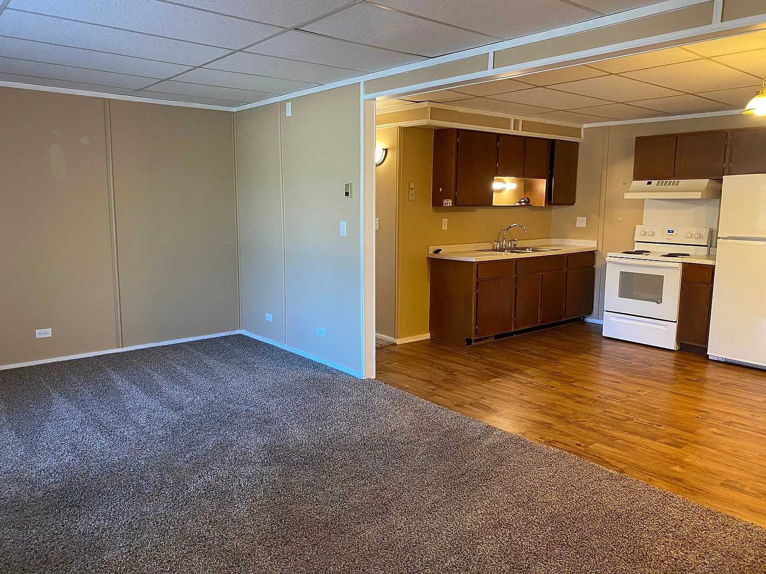 Thorp 10 Unit Apartment — Photo 3