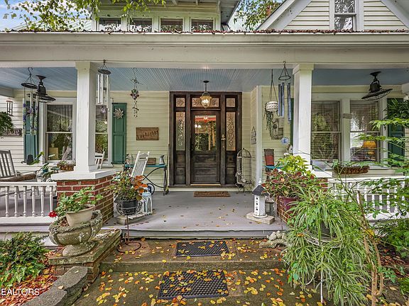4th image of 9003 Hill Rd