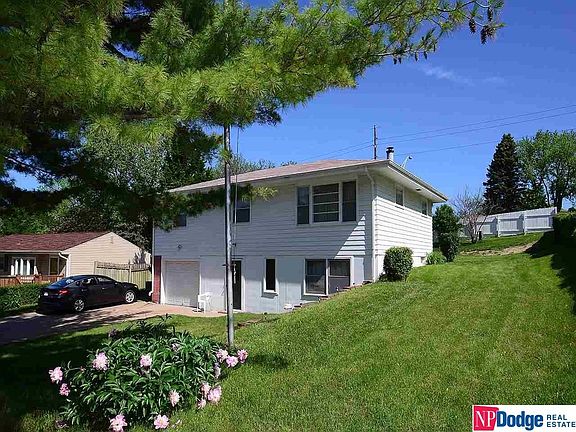 2nd image of 9406 Camden Ave