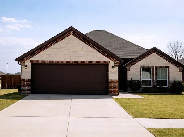 135 Kiowa Dr, Greenville, TX 75402