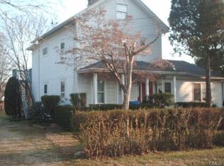 34 Harriet St, Norwalk, CT 06851