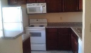 4th image of 5404 River Glen Dr