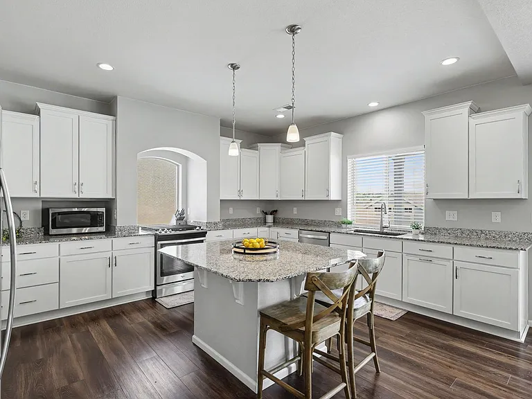 7856 Luminary Ln — Photo 13