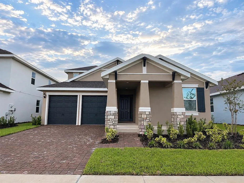 4 bed, 3.5 bath, 2688 sqft, $3,800 — Photo 1
