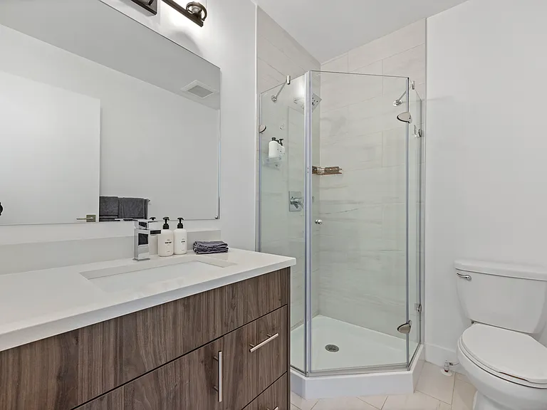 2457 Walnut St — Photo 25