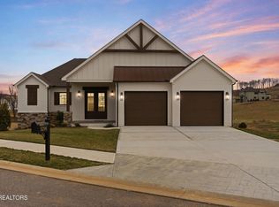 5296 Old Club Rd, Loudon, TN 37774