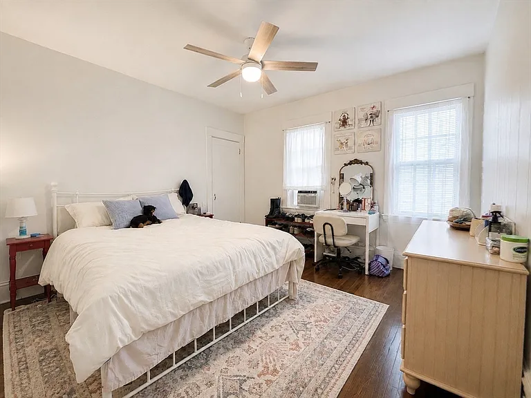 926 Main St #2 — Photo 16