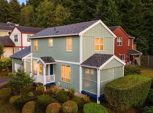 411 Elk Creek Rd, Cannon Beach, OR 97110