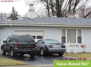 653 E Baldwin Rd, Palatine, IL 60074