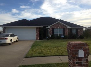 11225 Meadows Dr, Flint, TX 75762