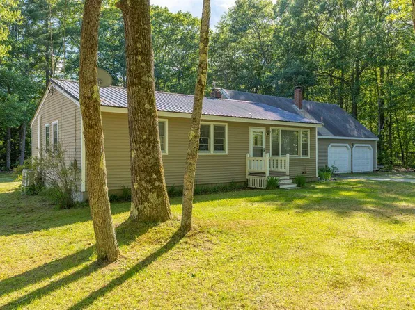 8 Terry Street, Gorham, ME 04038