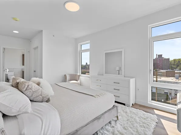 5711 John F Kennedy Boulevard image 13 of 28