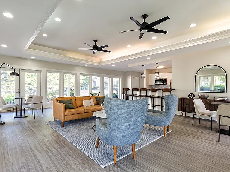 The Courts at Fair Oaks Apartments — Photo 2