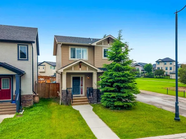 116 E Drake Landing Loop, Okotoks, AB T1S 0H4