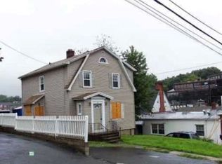 24 Vanguard St, Bridgeport, CT 06606