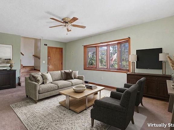3rd image of 63 Kienia Road #B