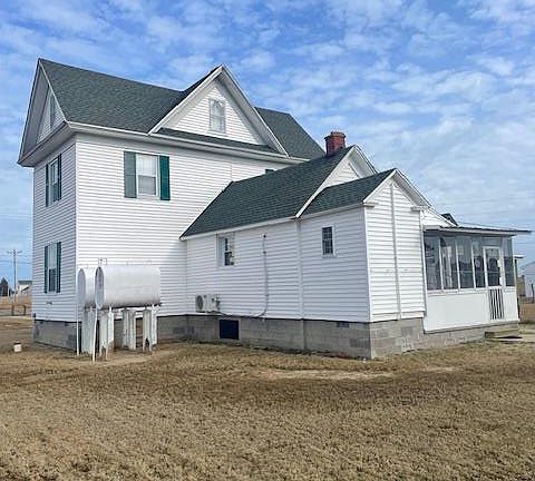 5th image of 16386 W Ridge Rd