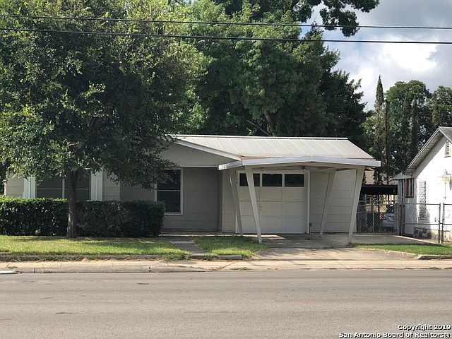 1st image of 1700 W Hildebrand Ave