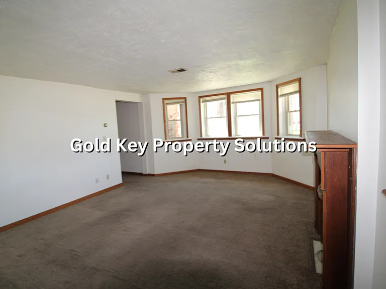 602-610 Meridian — Photo 8