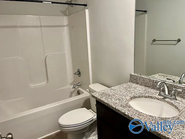 6036 Stonewater Ct NW — Photo 15